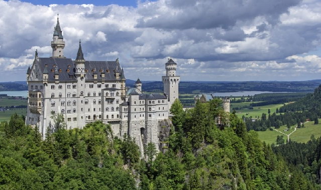 Take a Trip to Germany: The Powerhouse of Europe